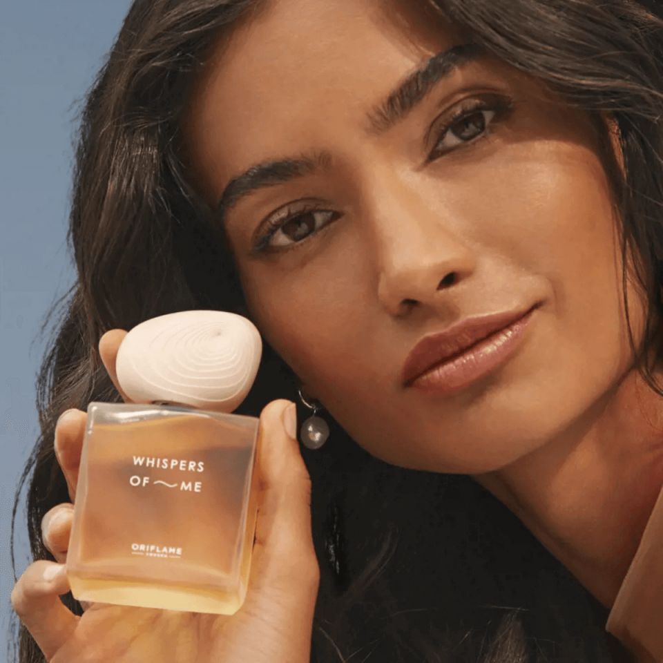 Whispers Of Me Edp 50 ml Kadın Parfümü 40809