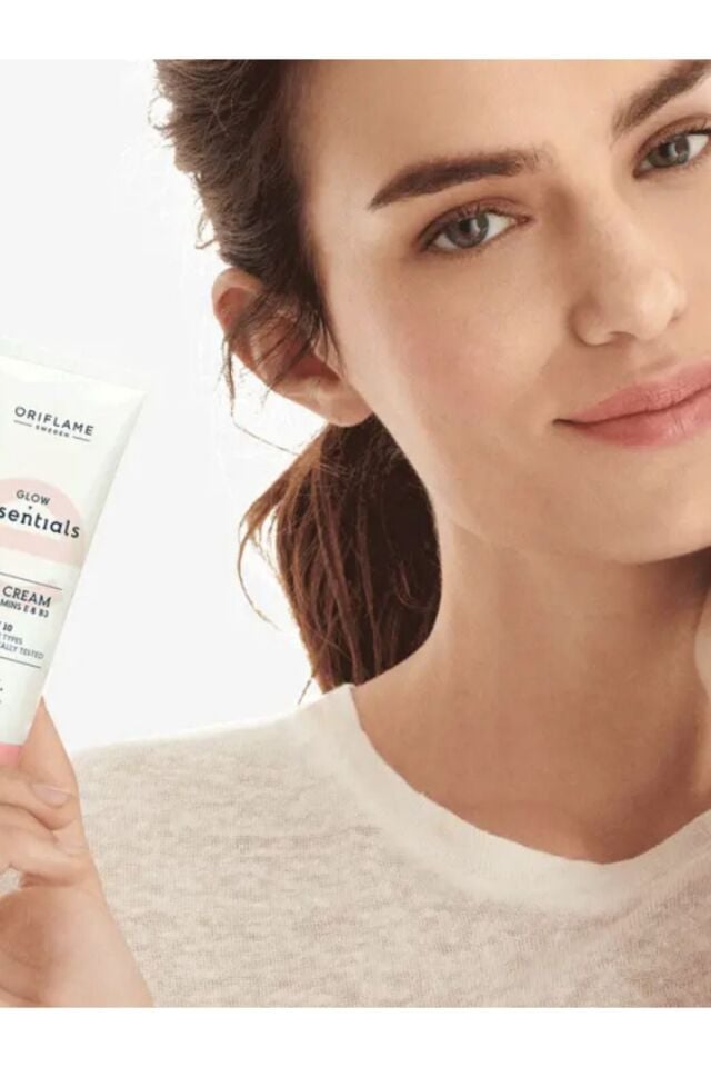 Glow Essentials E & B3 Vitaminli 10 Spf Yüz Kremi 50ml 43906