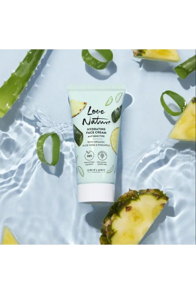 Love Nature Organik Aloe Vera Ve Ananaslı Nemlendirici Yüz Kremi 46071