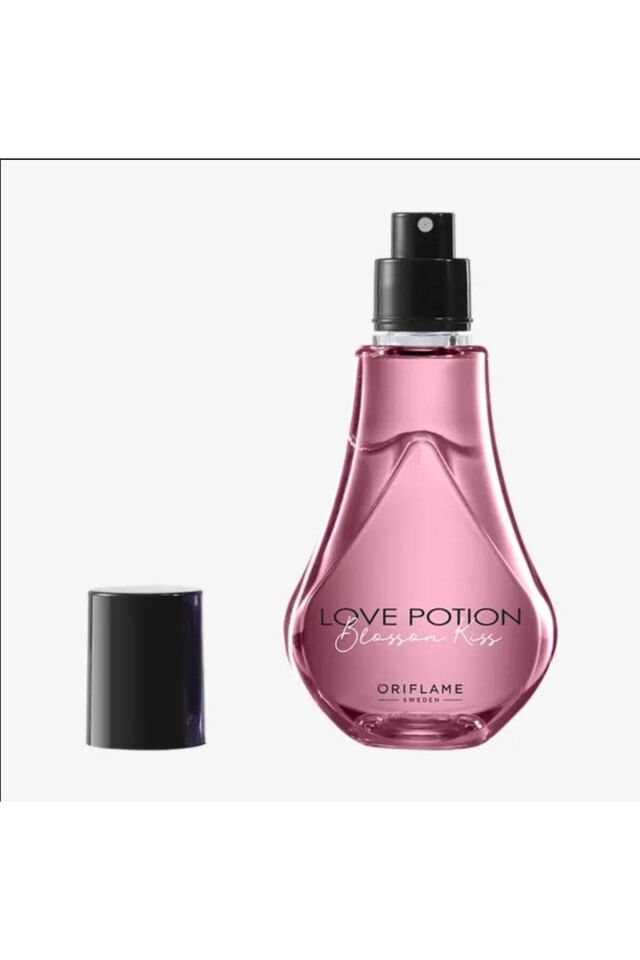 Love Potion Blossom Kiss Vücut Misti 38526