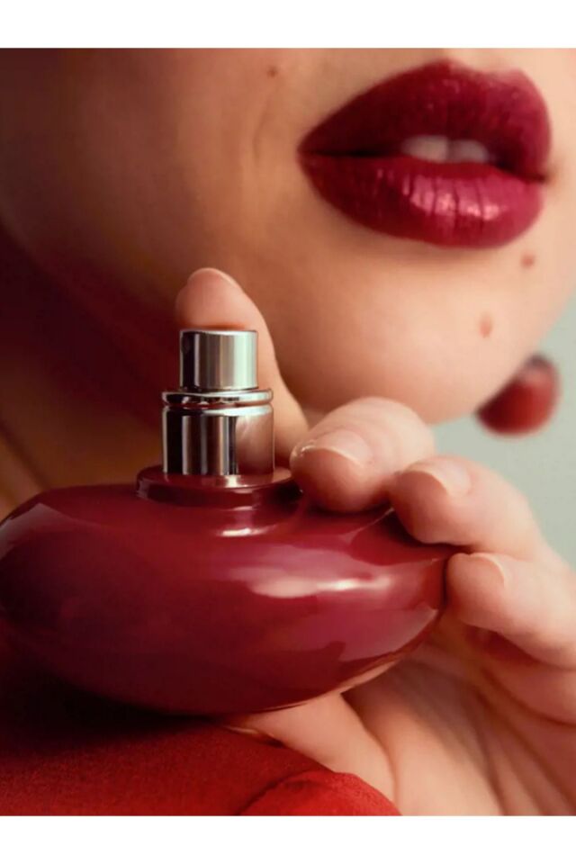 Love Potion Kiraz Ve Çikolatalı Tüf Akoru Cherry On Top Cezbedici Kadın Parfümü Edp 46047